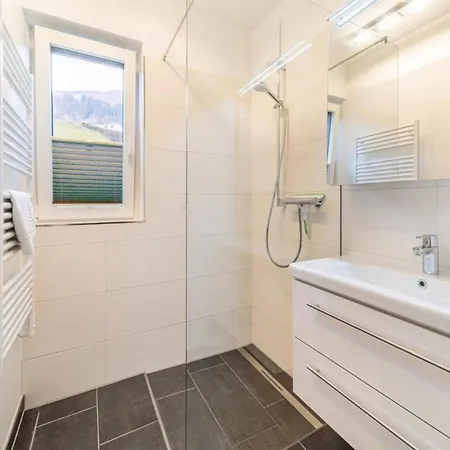 Slunce アパート フッシュ・アン・デア・グロースグロックナーシュトラーセ